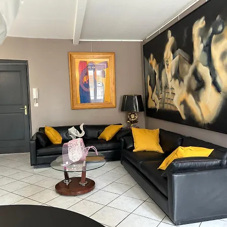 Interieur D'Artistes Apartment Montelimar Exterior photo