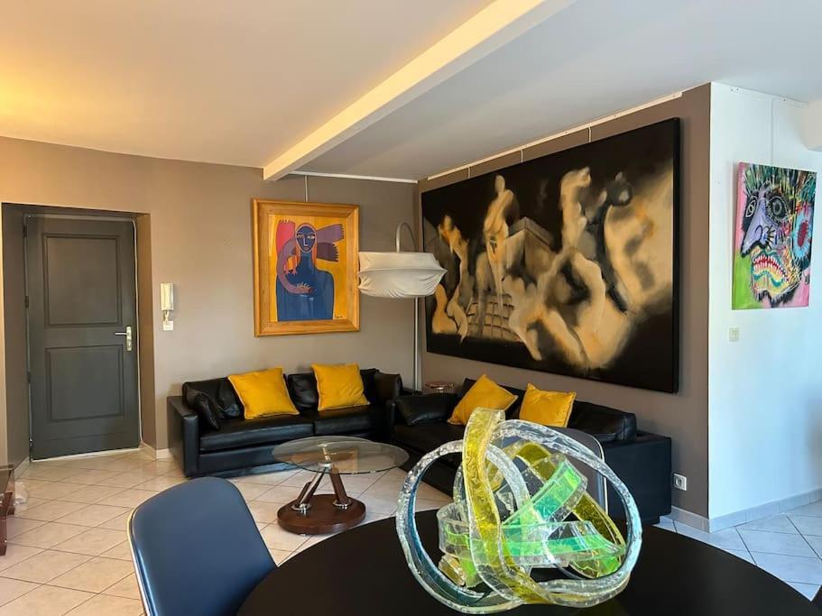Interieur D'artistes Apartment Montelimar